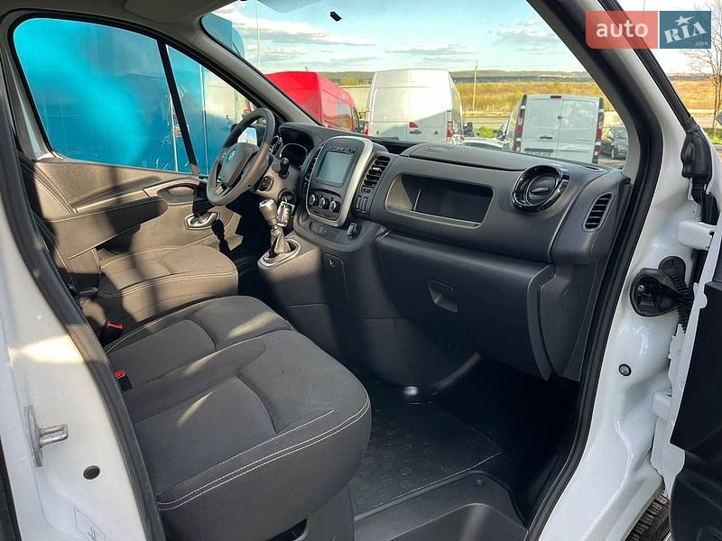 Минивэн Renault Trafic 2021 в Дубно