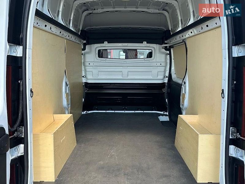 Грузовой фургон Renault Trafic 2020 в Глыбокой