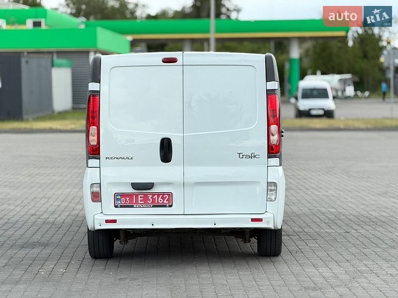 Грузовой фургон Renault Trafic 2013 в Радивилове