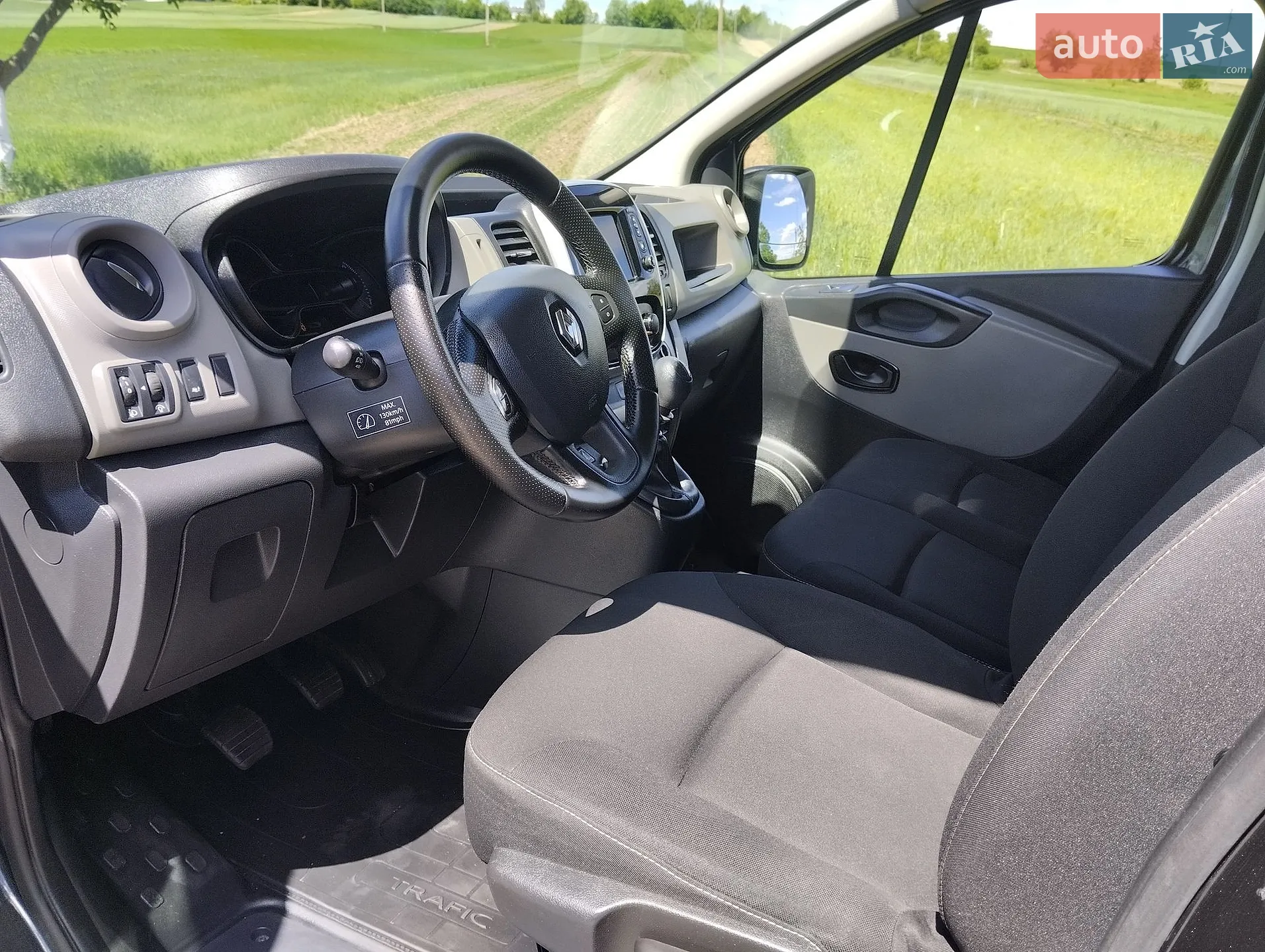 2018 Renault Trafic - мініатюра 8