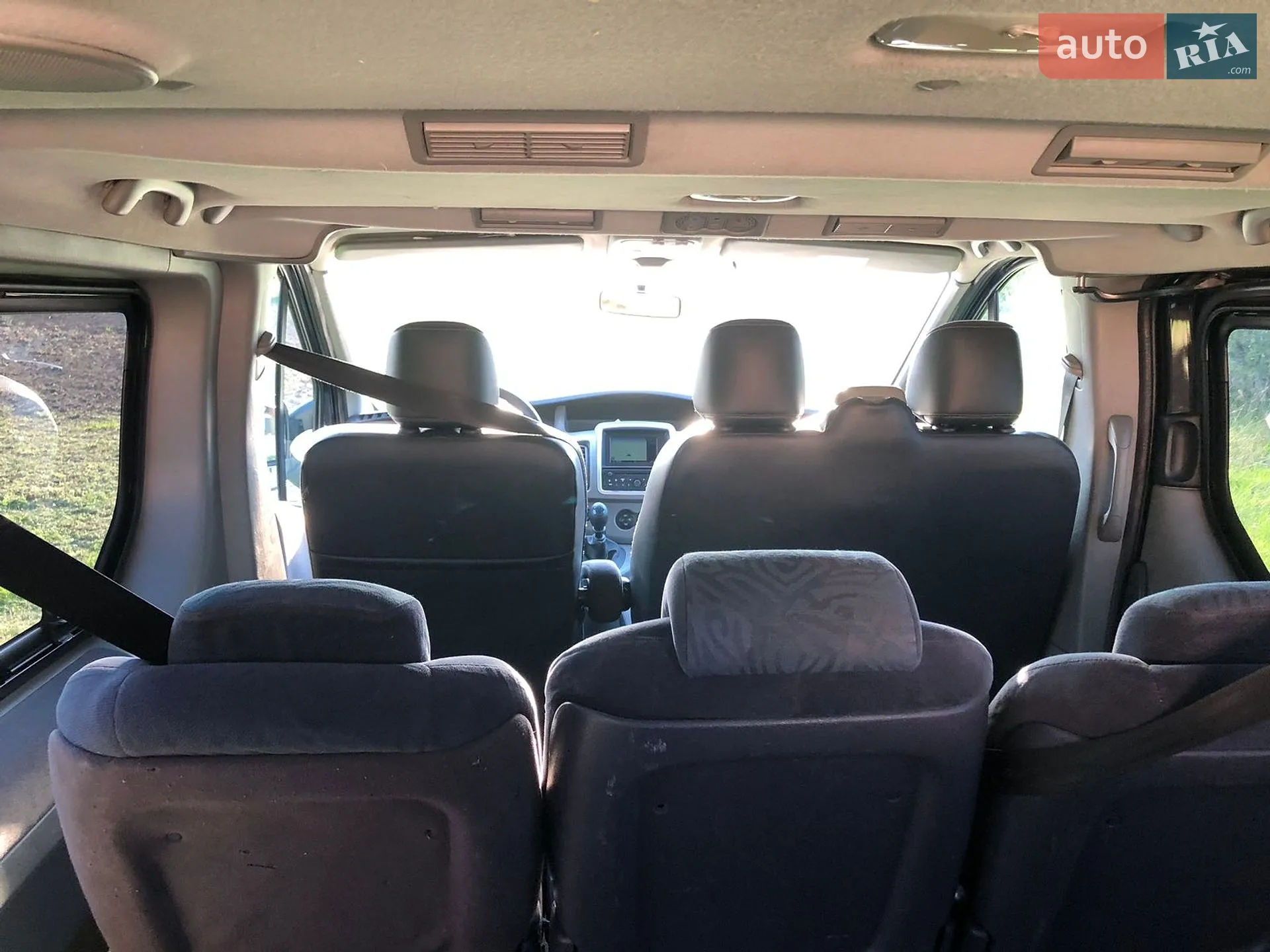 2011 Renault Trafic - мініатюра 3
