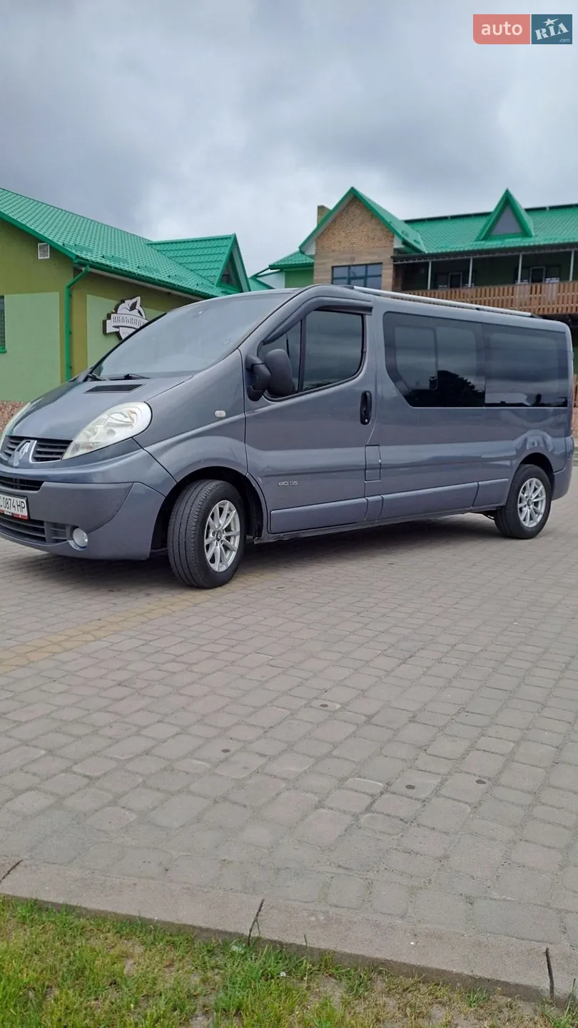 2011 Renault Trafic - мініатюра 2