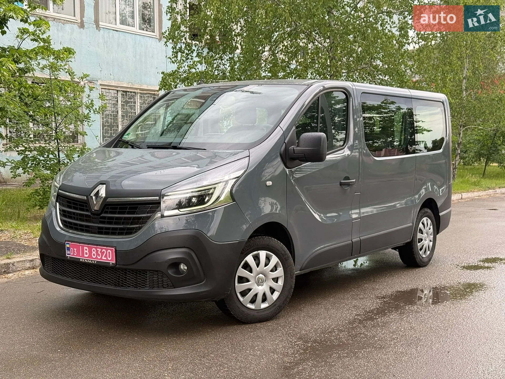 2020 Renault Trafic - мініатюра 2