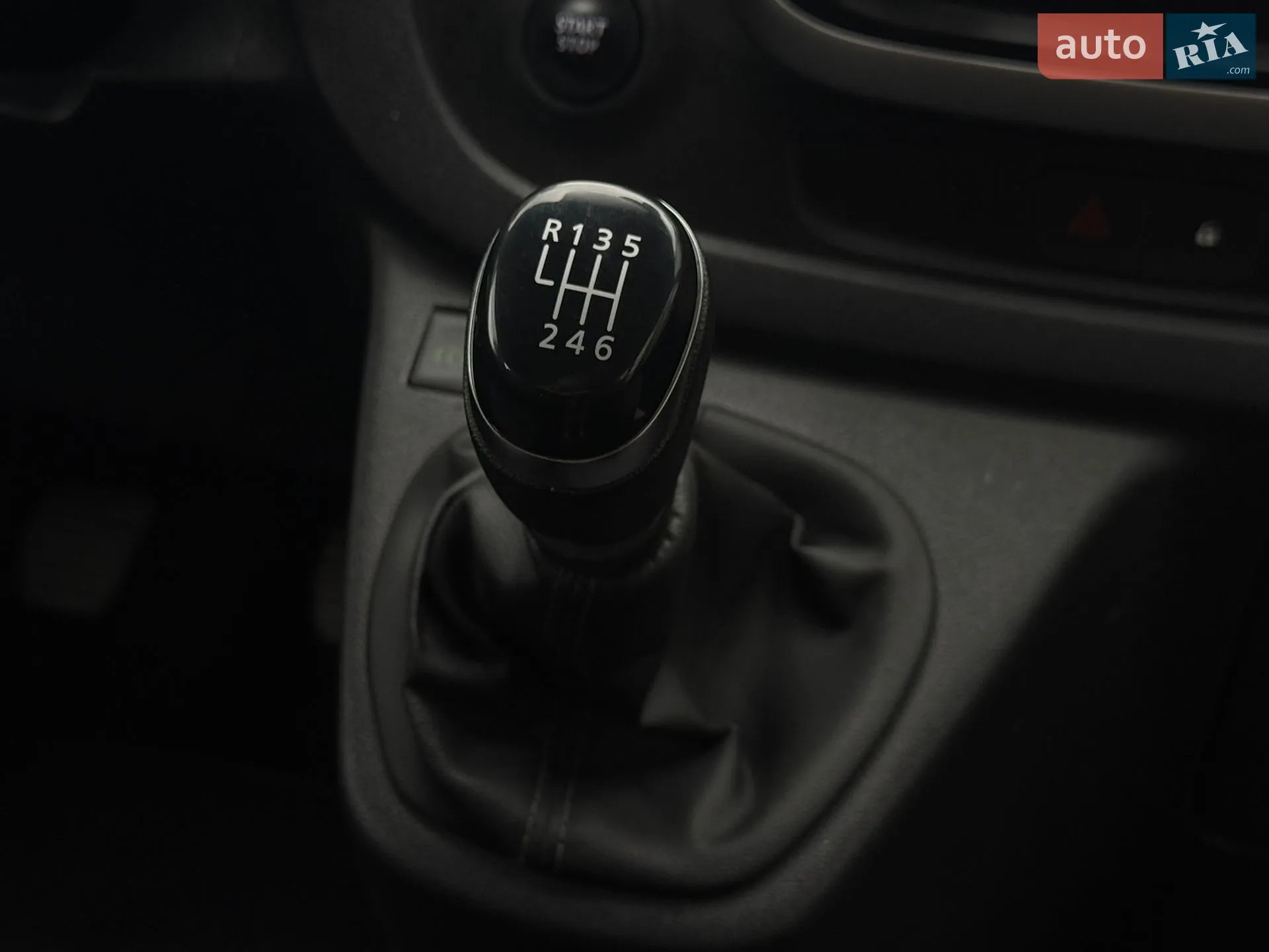 2020 Renault Trafic - мініатюра 20