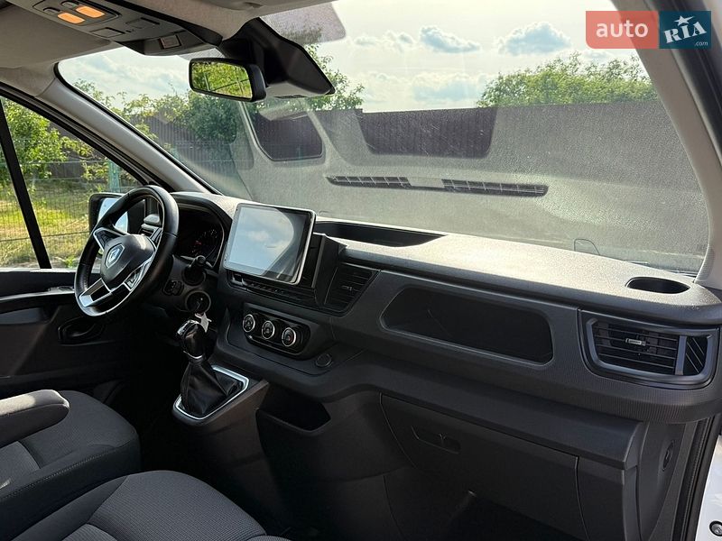 Грузовой фургон Renault Trafic 2022 в Киеве