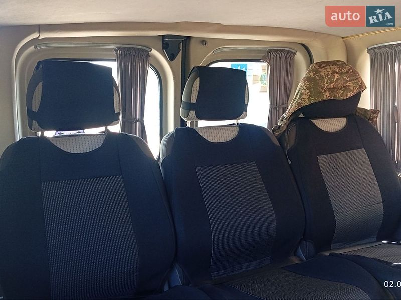 2006 Renault Trafic, VIN VF1FLACA66Y164698:plate — фото 1 (autoria)