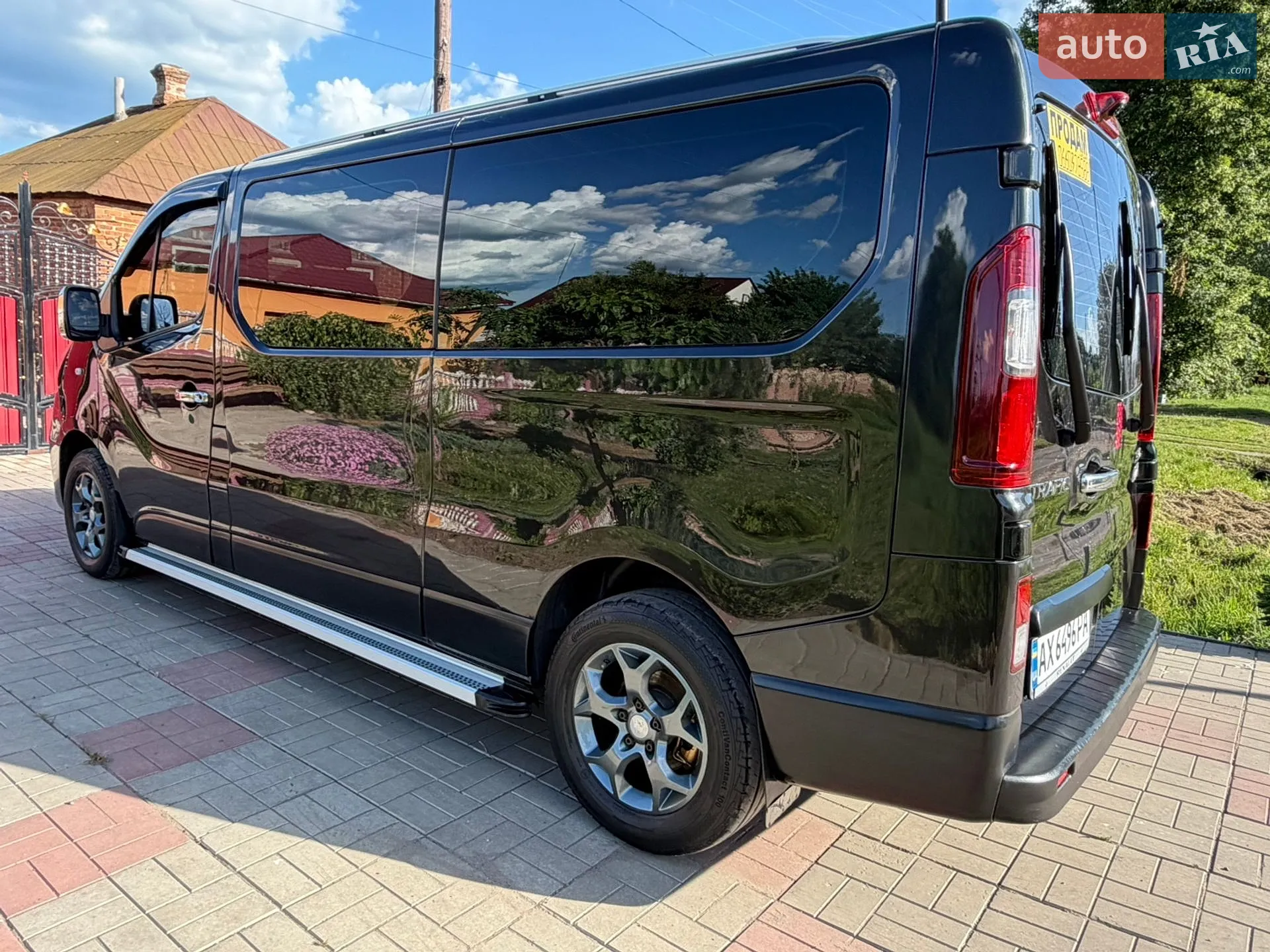 2020 Renault Trafic - мініатюра 3