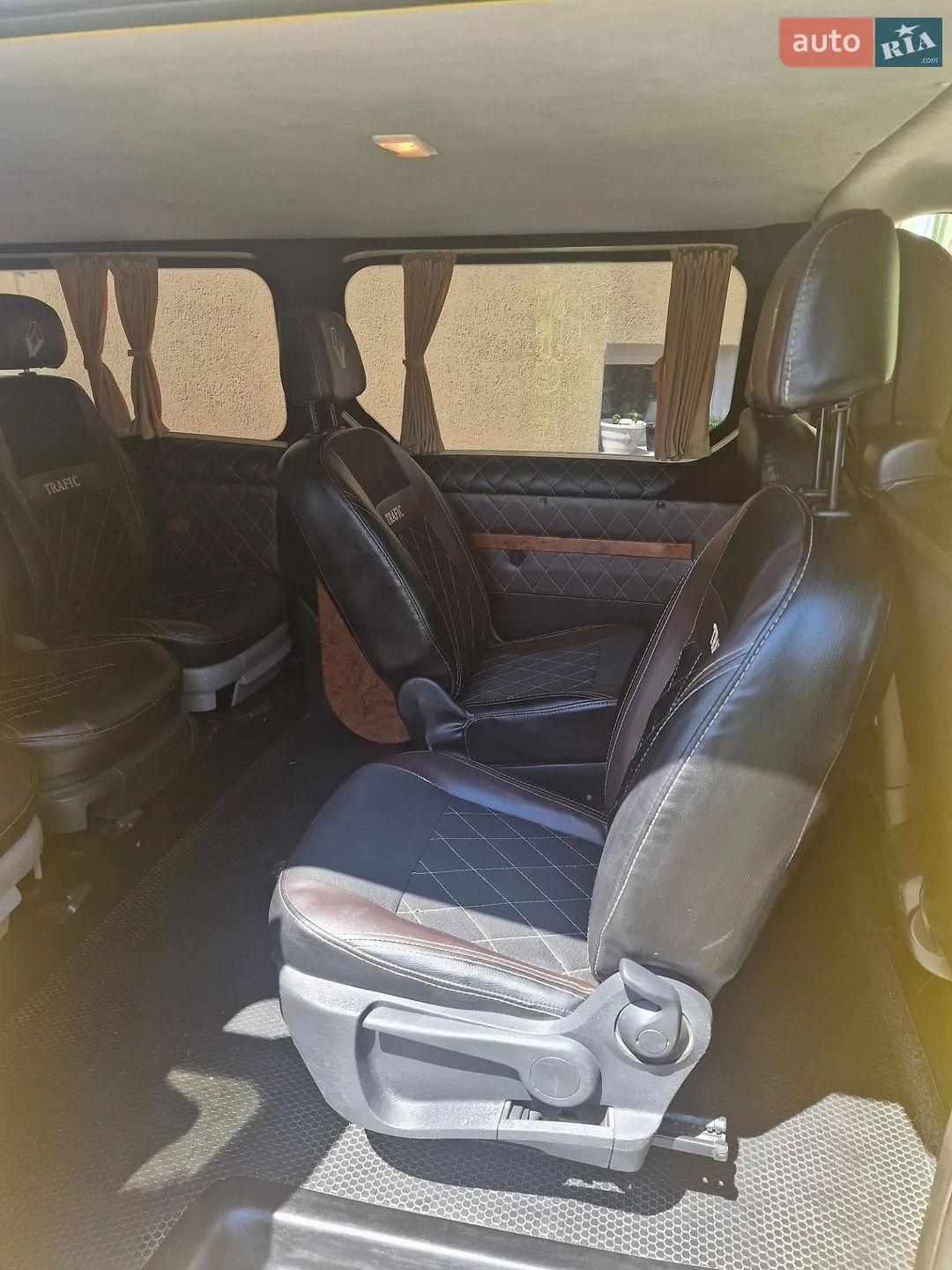 2015 Renault Trafic - мініатюра 16
