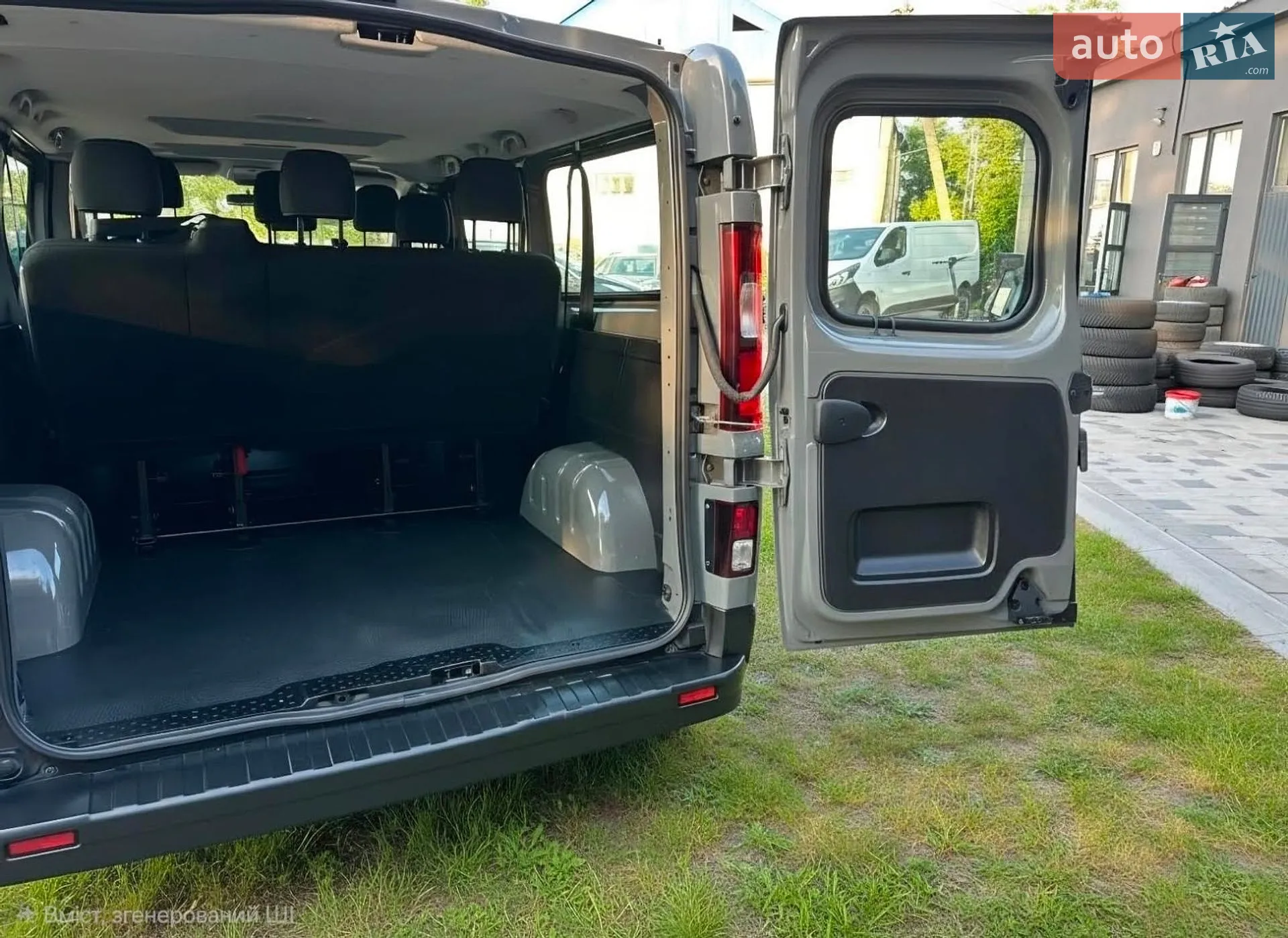 2019 Renault Trafic - мініатюра 5