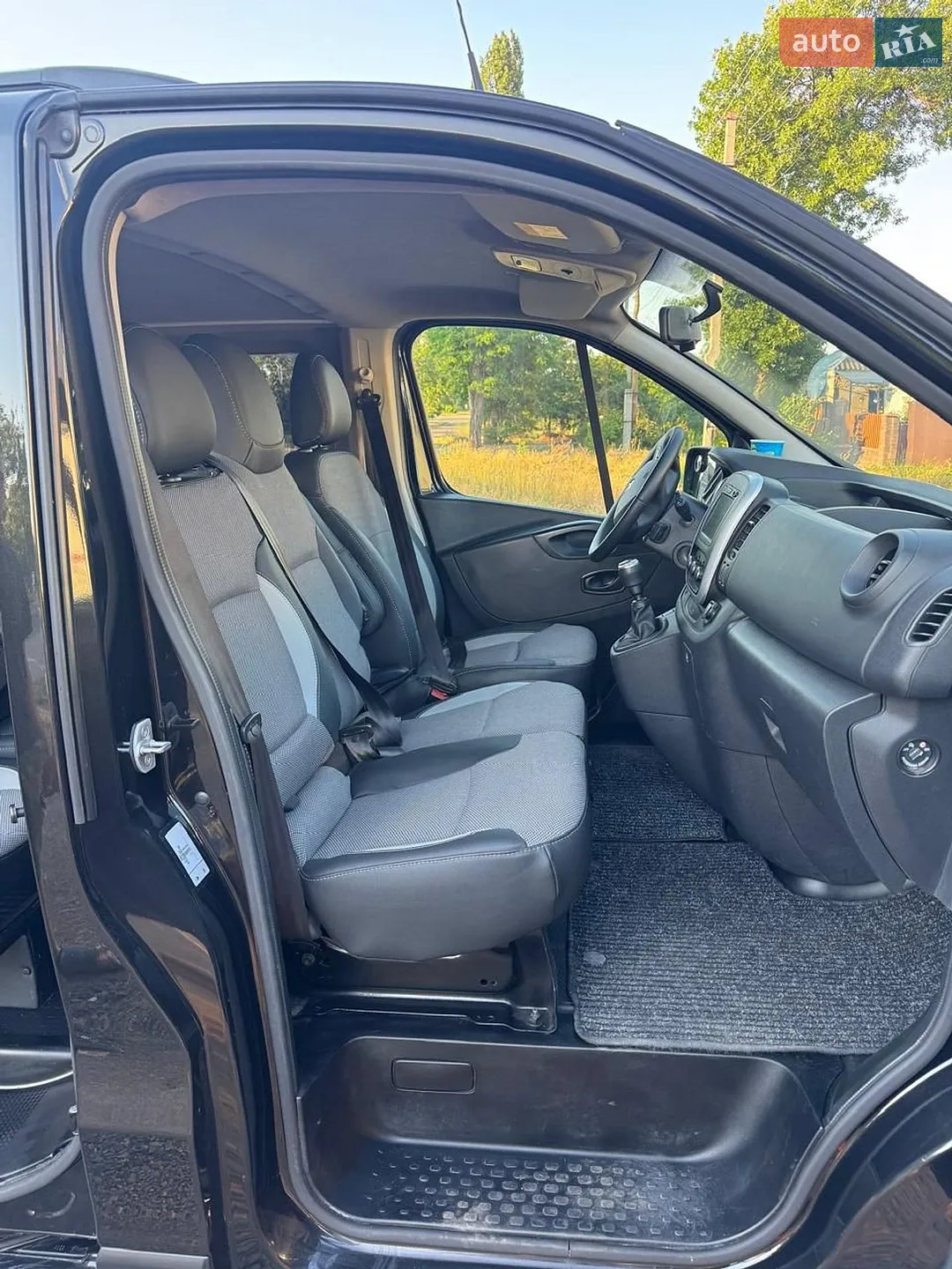 2021 Renault Trafic - мініатюра 6