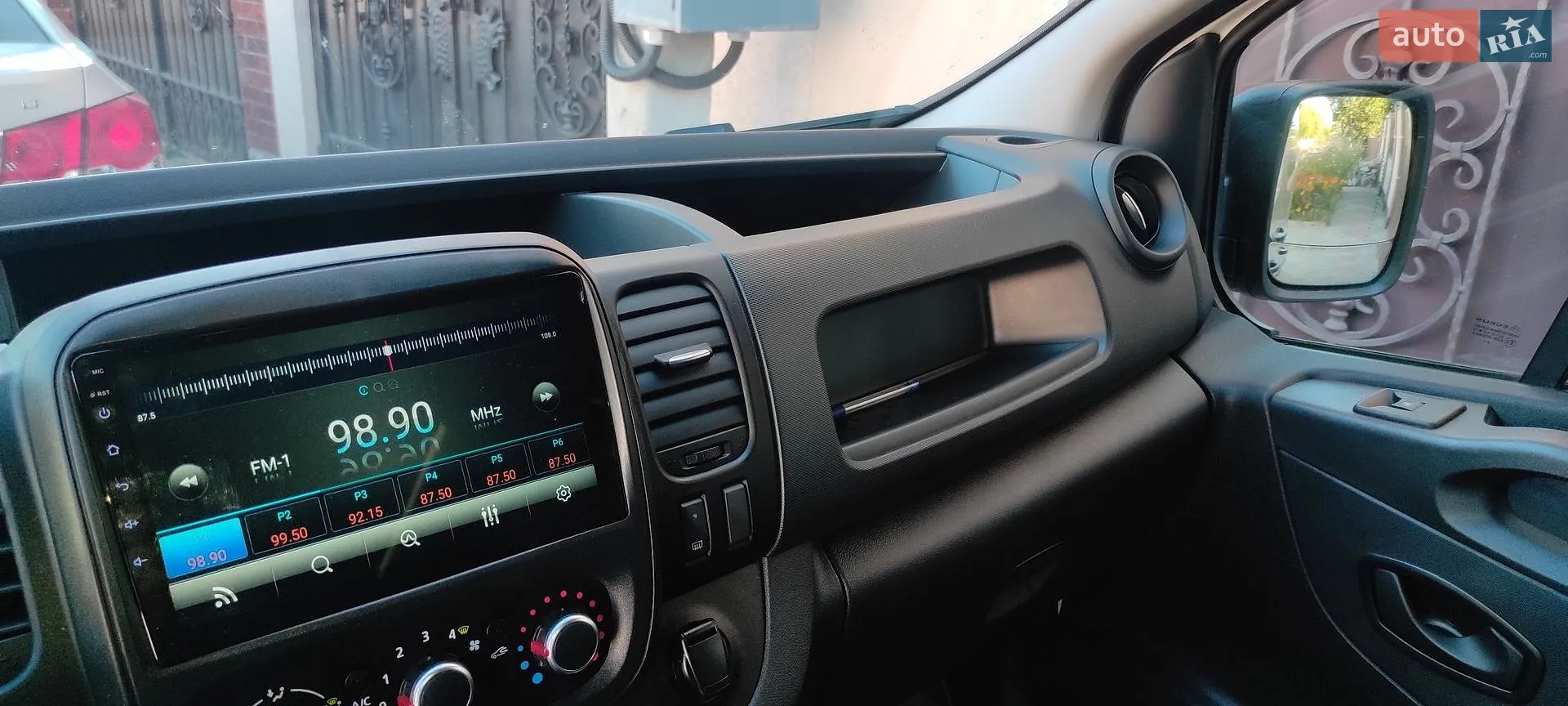 2021 Renault Trafic - мініатюра 7