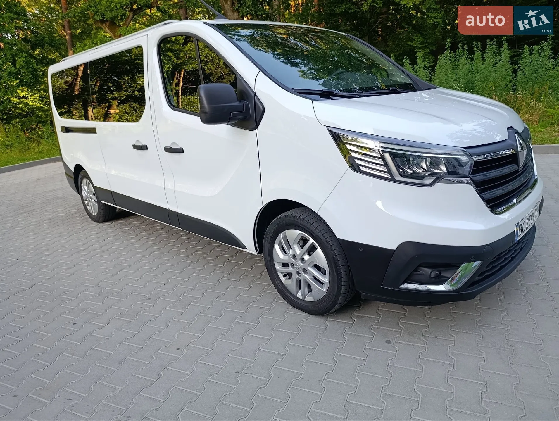 2023 Renault Trafic - мініатюра 2