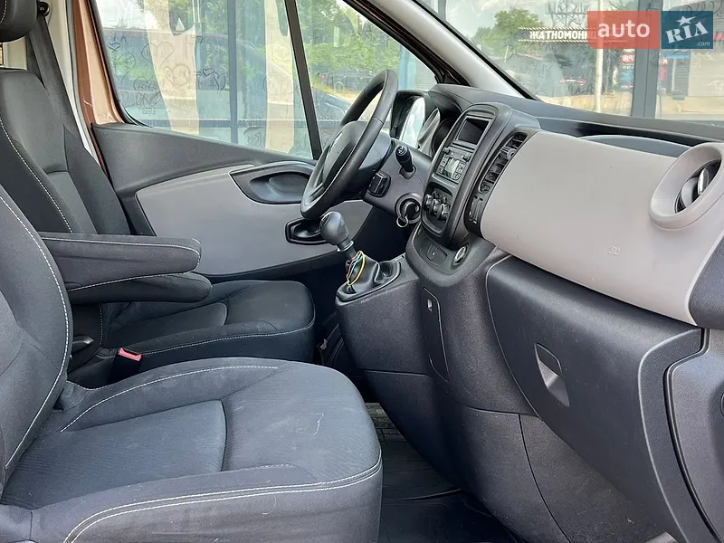 Renault Trafic 2017 VIN VF1JL000357638395 фото оголошення 16 з 67