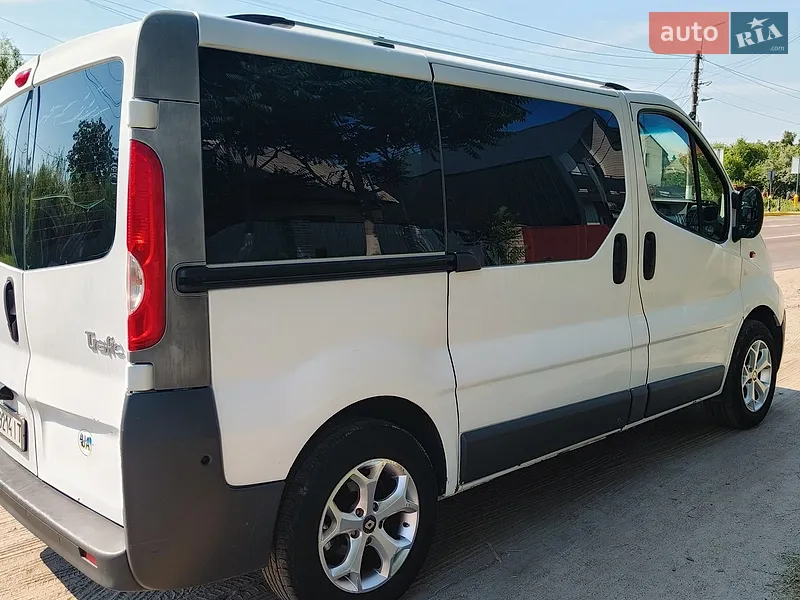 Renault Trafic 2006 VIN VF1FLAMA67Y184127 фото оголошення 3 з 48