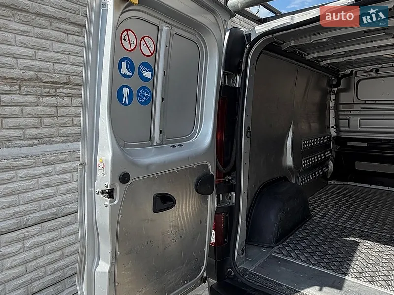 Renault Trafic 2016 VIN VF1FL000156743786 фото оголошення 64 з 95