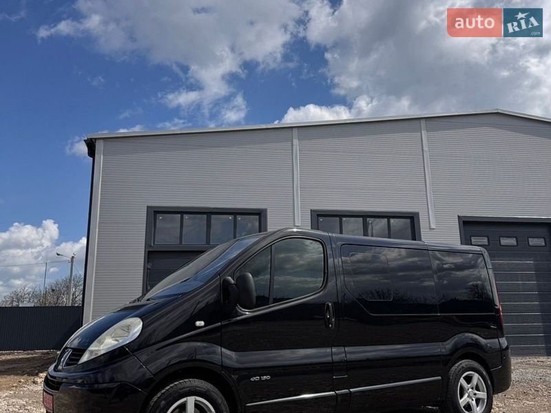 Минивэн Renault Trafic 2011 в Измаиле