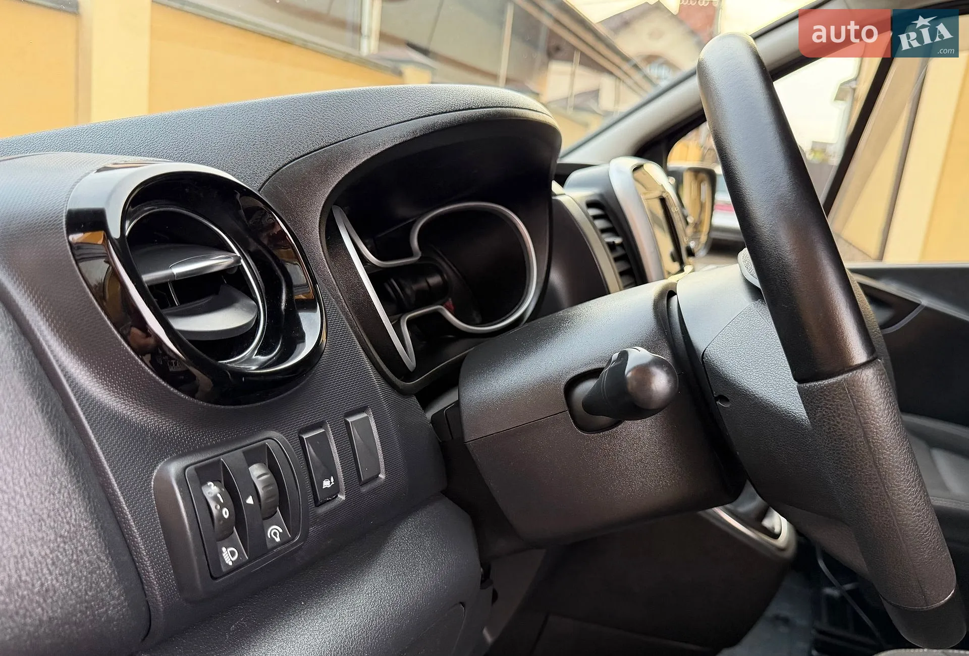 2020 Renault Trafic - мініатюра 96