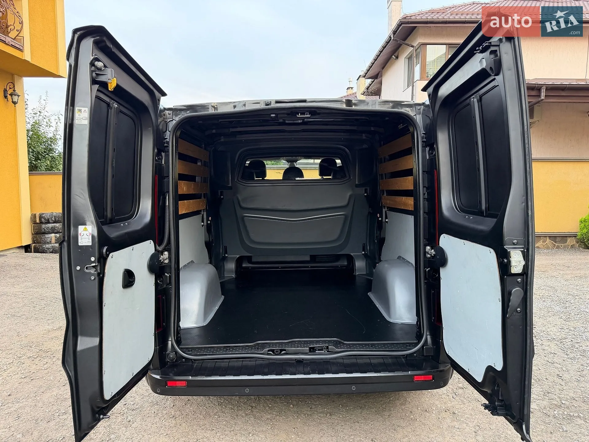 2020 Renault Trafic - мініатюра 119