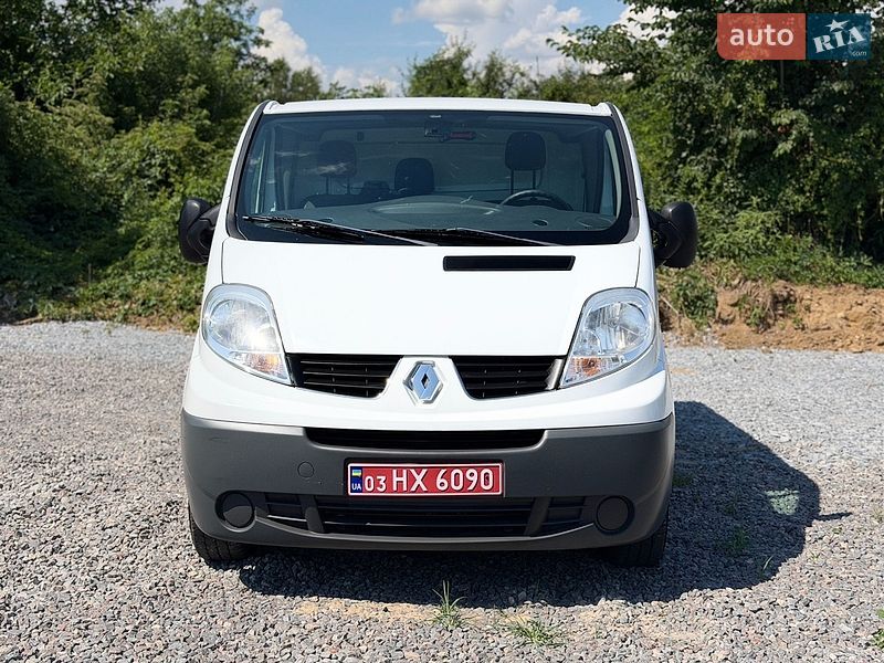 Грузовой фургон Renault Trafic 2014 в Ровно