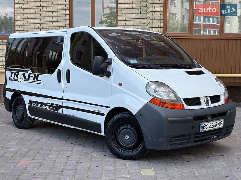 Мінівен Renault Trafic 2006 в Тернополі