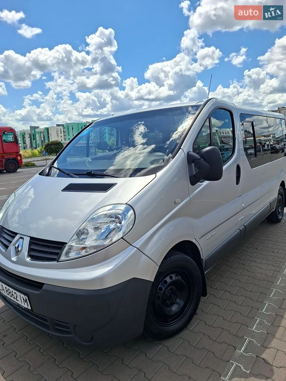 2011 Renault Trafic - мініатюра 2