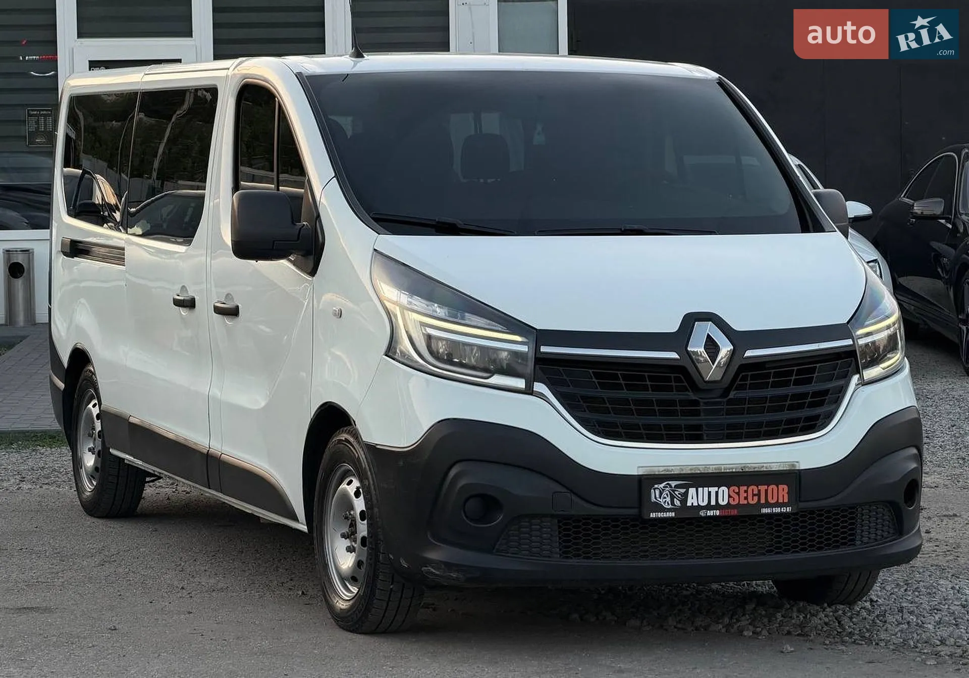 2021 Renault Trafic - мініатюра 6