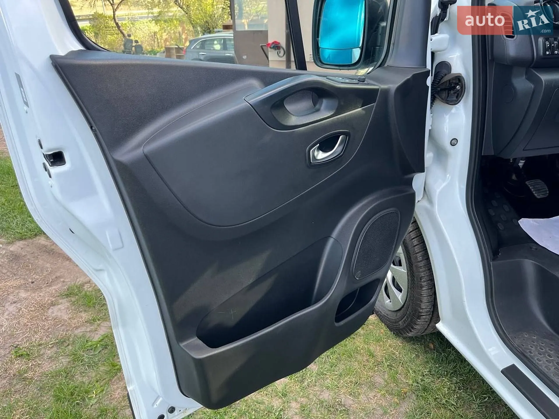 2021 Renault Trafic - мініатюра 21