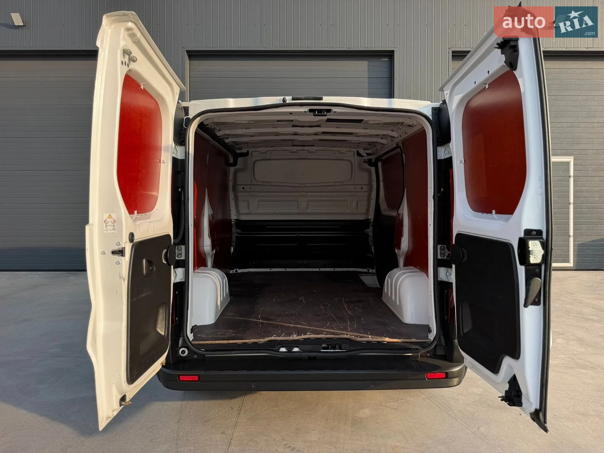 2022 Renault Trafic - мініатюра 30