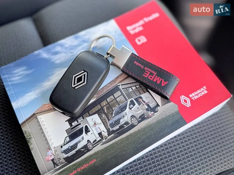 Вантажний фургон Renault Trafic 2025 в Києві документ