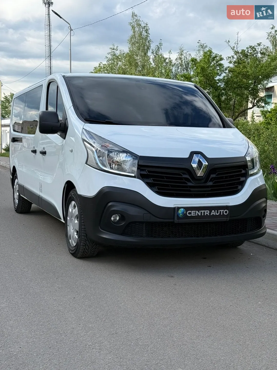 2016 Renault Trafic - мініатюра 3
