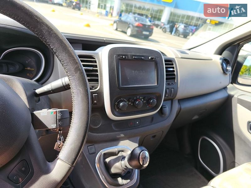 Минивэн Renault Trafic 2015 в Киеве