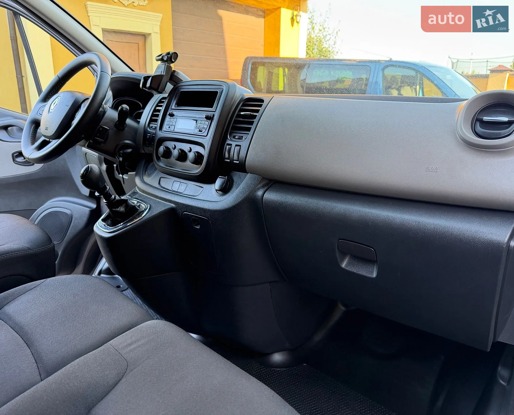 2017 Renault Trafic - мініатюра 83