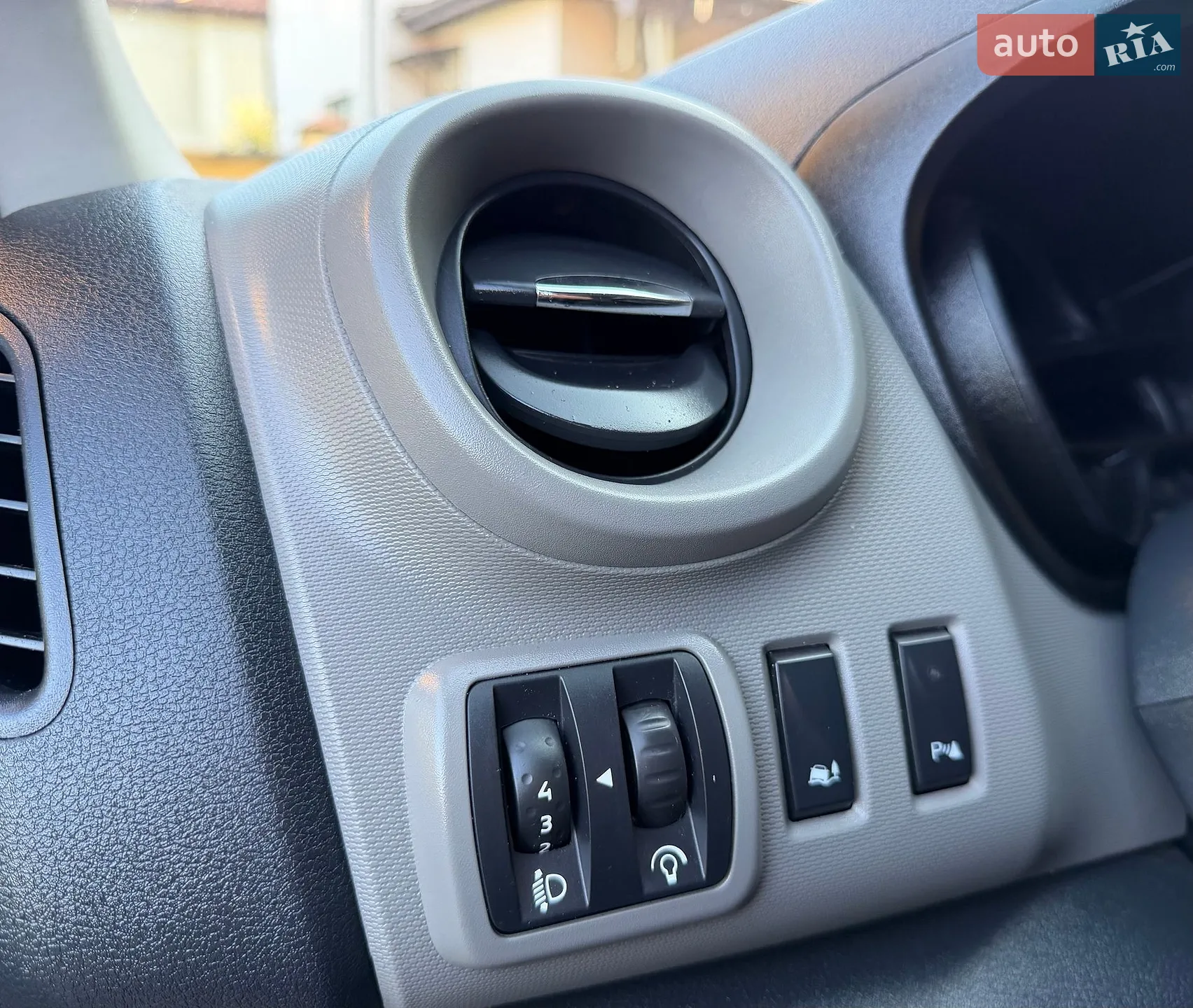 2017 Renault Trafic - мініатюра 87