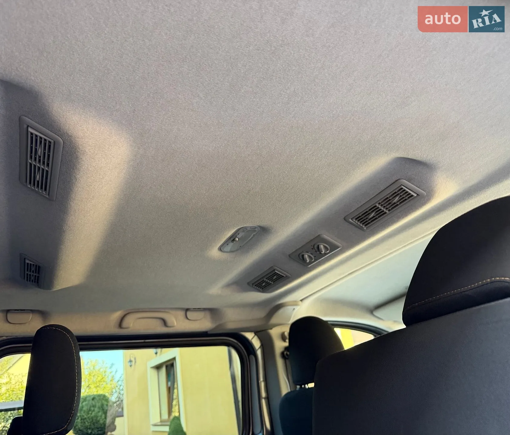 2017 Renault Trafic - мініатюра 121