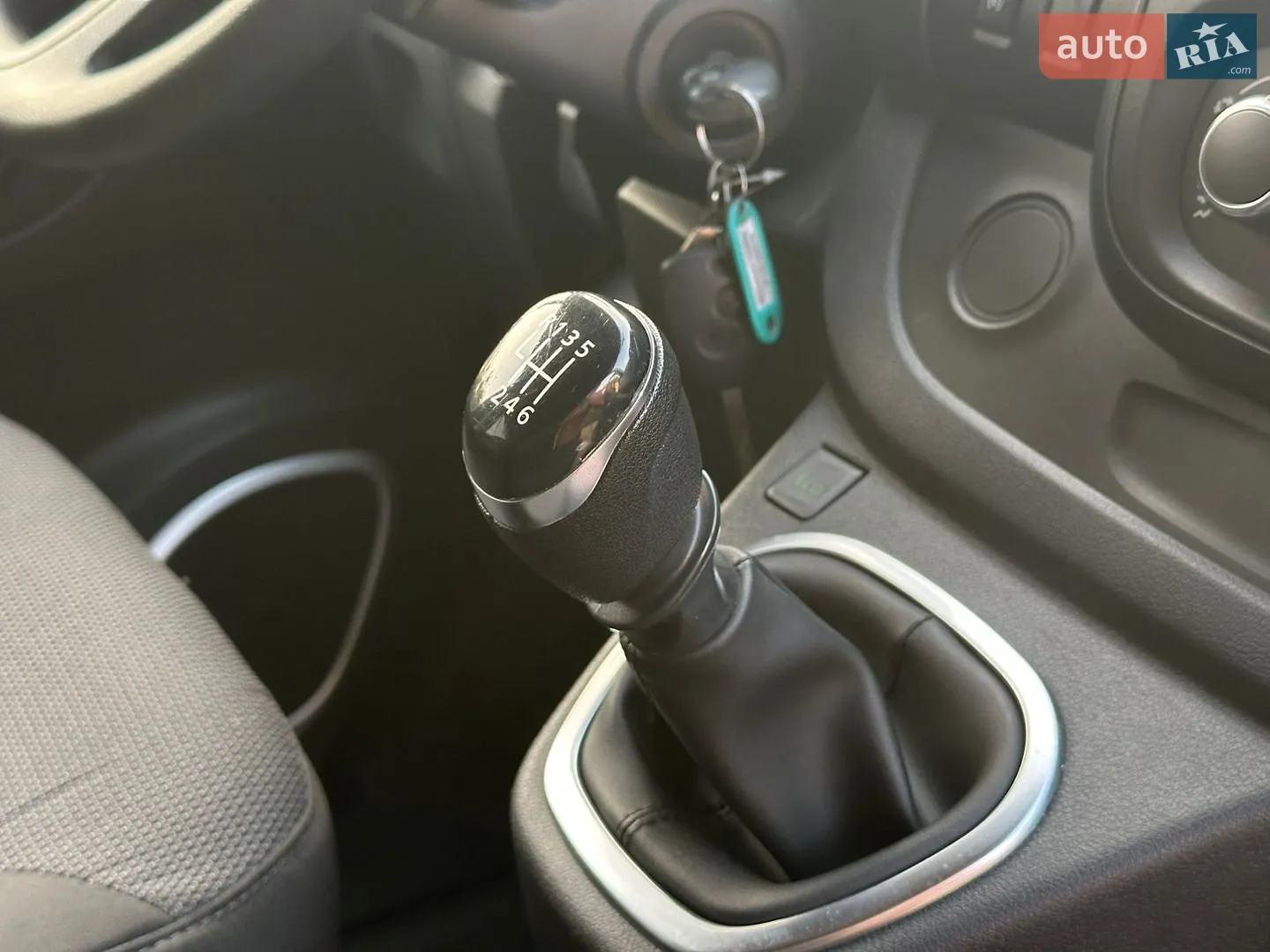 2020 Renault Trafic - мініатюра 43
