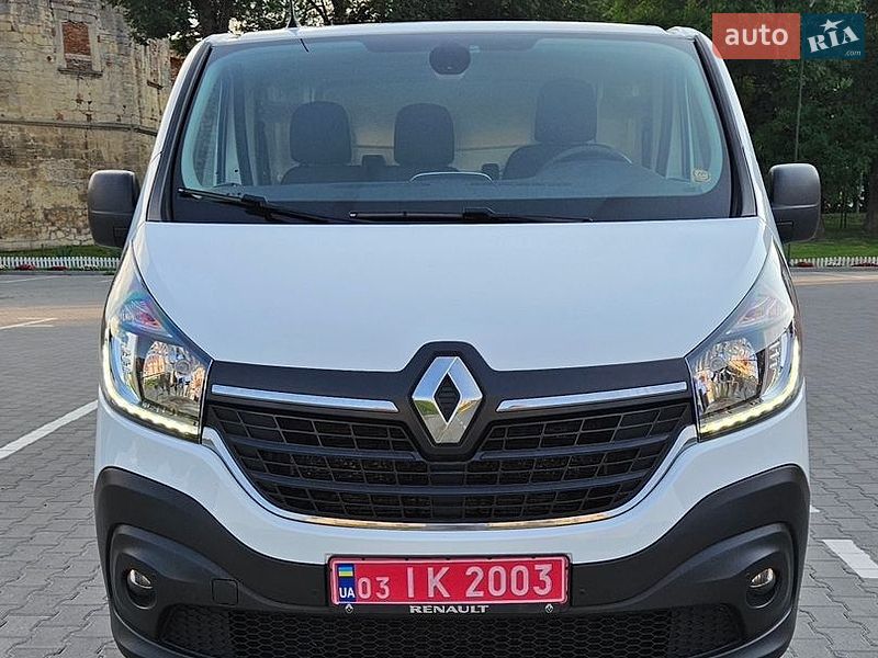 Вантажний фургон Renault Trafic 2021 в Бережанах