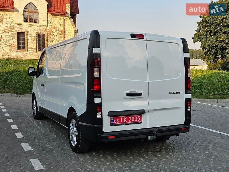 Вантажний фургон Renault Trafic 2021 в Бережанах