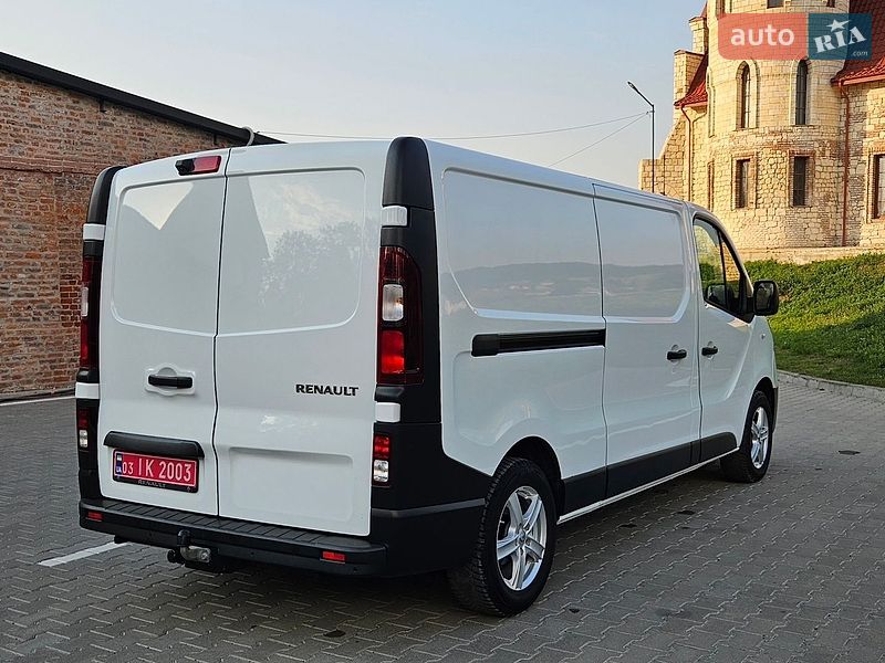 Вантажний фургон Renault Trafic 2021 в Бережанах