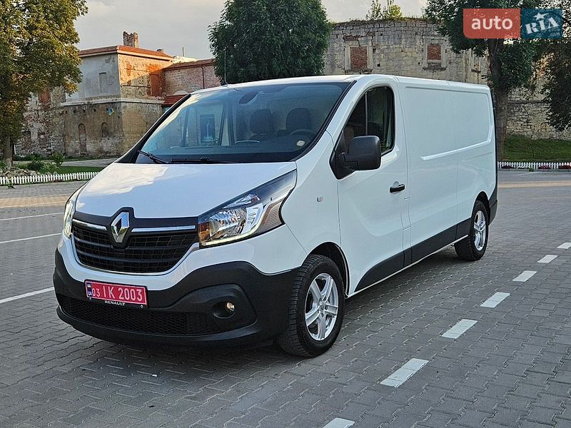 Вантажний фургон Renault Trafic 2021 в Бережанах