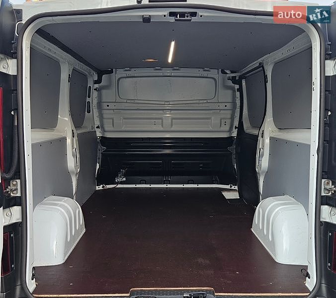 Вантажний фургон Renault Trafic 2021 в Бережанах