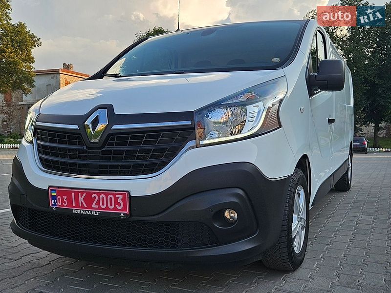 Вантажний фургон Renault Trafic 2021 в Бережанах