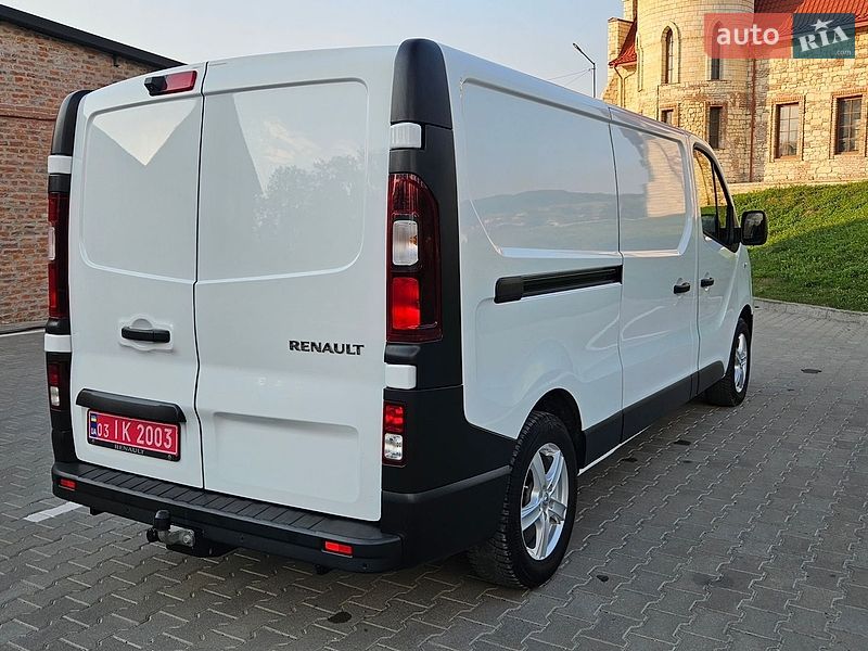 Вантажний фургон Renault Trafic 2021 в Бережанах