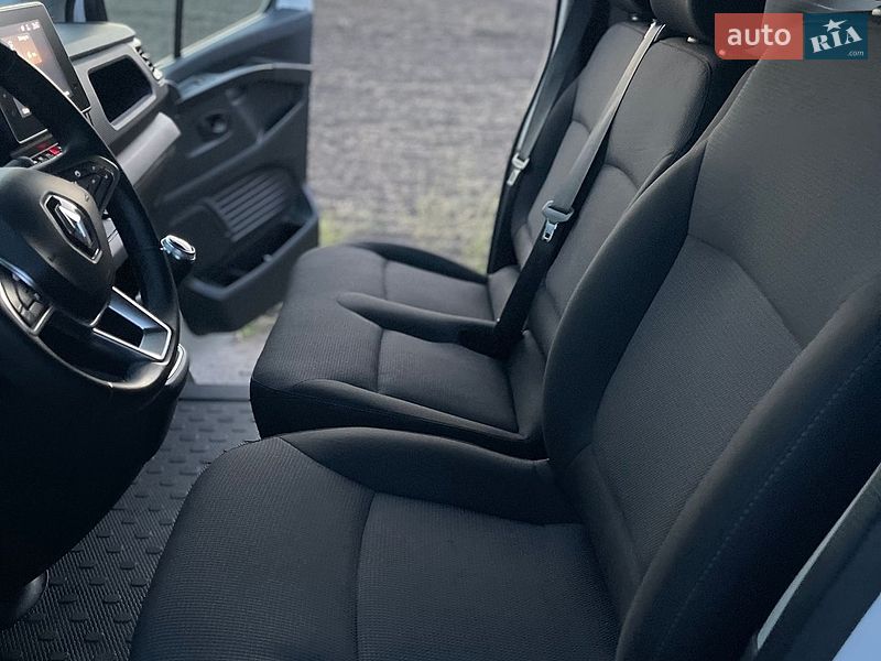 Вантажний фургон Renault Trafic 2022 в Бородянці