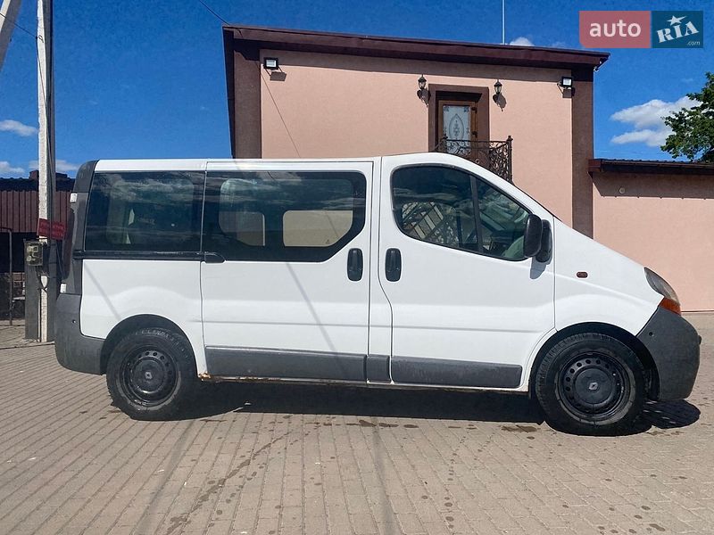 Минивэн Renault Trafic 2005 в Киеве