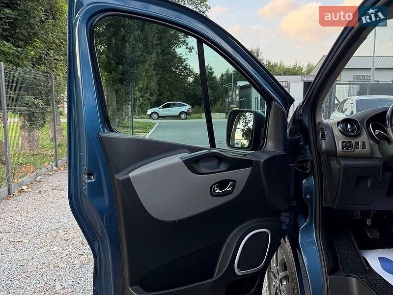 Минивэн Renault Trafic 2017 в Стрые