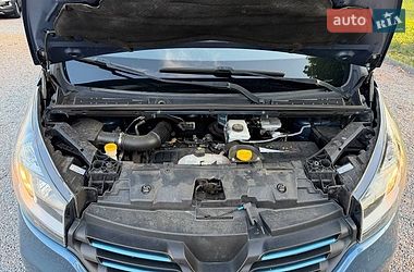Минивэн Renault Trafic 2017 в Стрые