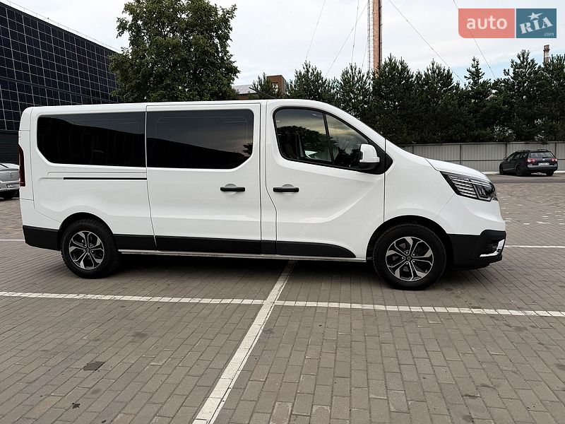 Минивэн Renault Trafic 2022 в Луцке