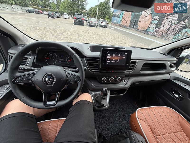 Минивэн Renault Trafic 2022 в Луцке