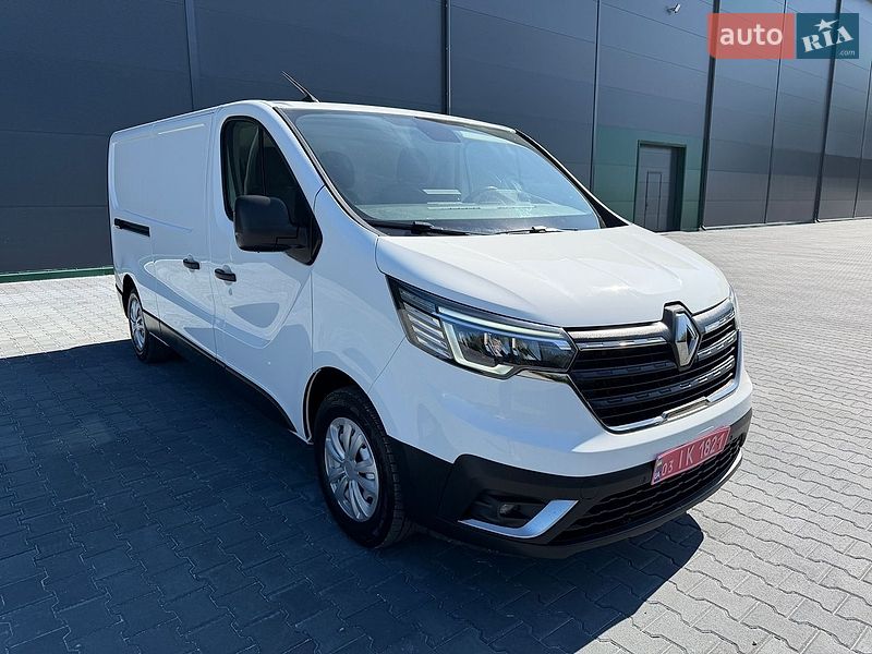 Грузовой фургон Renault Trafic 2023 в Тернополе