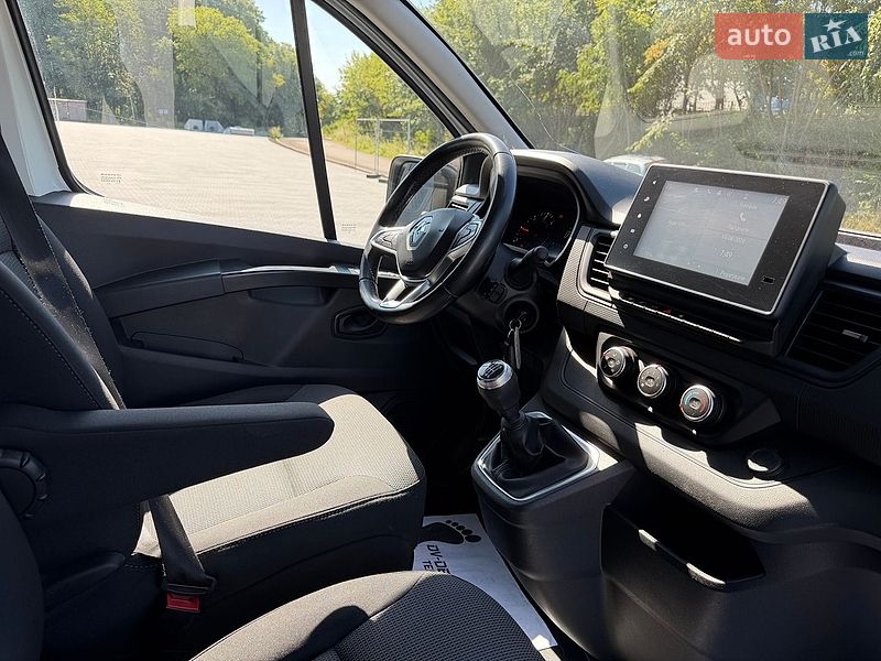 Грузовой фургон Renault Trafic 2023 в Тернополе
